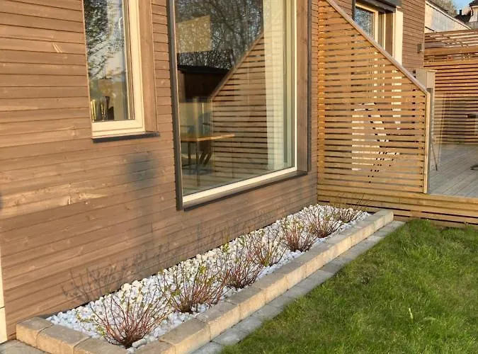 A Place For Aurora In Wintertime And Midnight Sun In Summer-time! Apartamento *