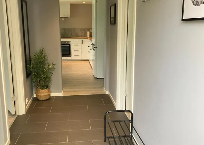 A Place For Aurora In Wintertime And Midnight Sun In Summer-time! Lägenhet *